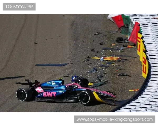 F1 维修区惊魂！起火画面吓坏车手