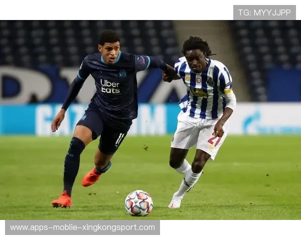 波尔图决定加强对中场组织者的长期留用策略:未来的中场核心蓄势待发 波尔图决定加强对中场组织者的长期留用策略:未来的中场核心蓄势待发